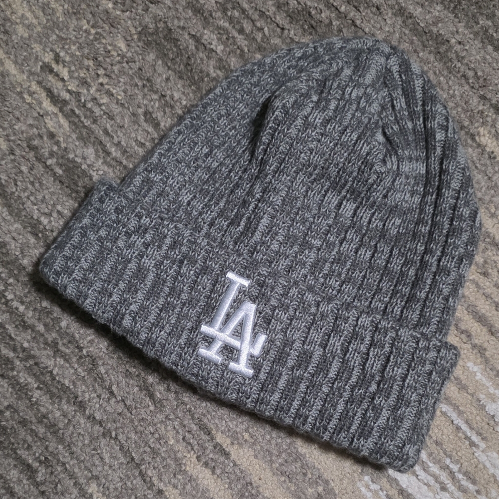 Gray Ribbed Beanie with Embroidered LA Dodgers Logo
